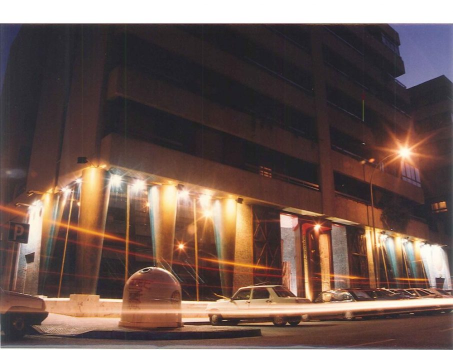 Revés, discoteca (1991). Arquitectura, España (Spain). Eugenio Bermejo.